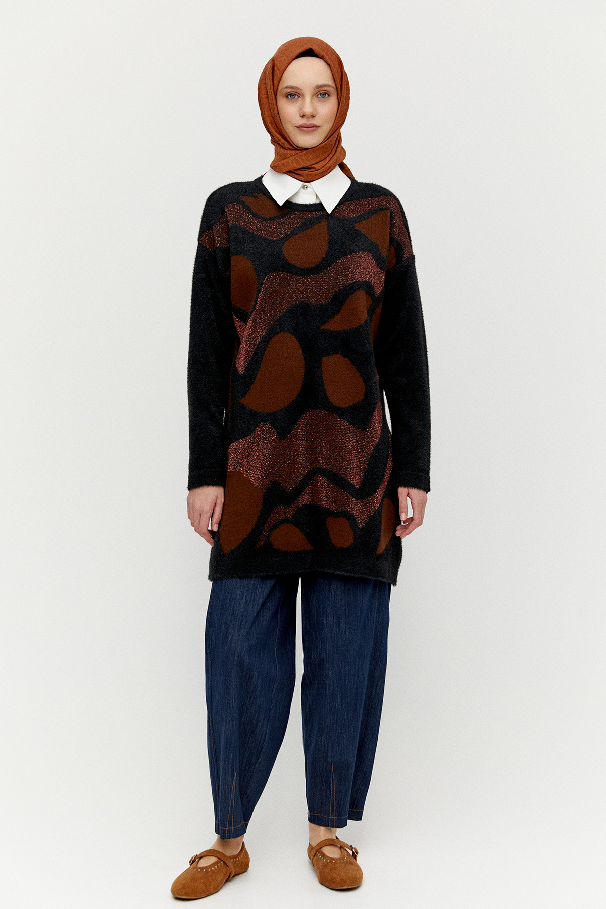 Desenli Yuvarlak Yakalı Triko Tunik