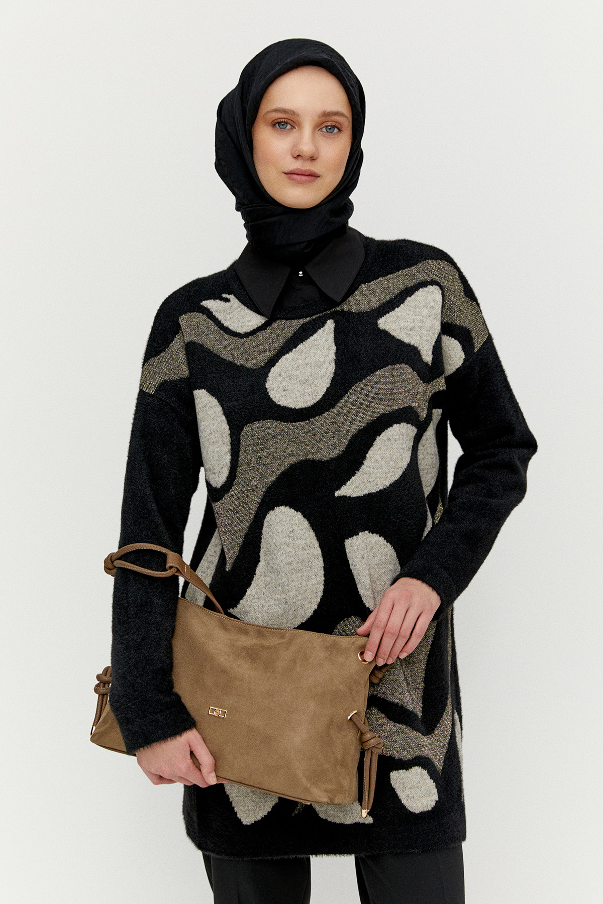 Desenli Yuvarlak Yakalı Triko Tunik