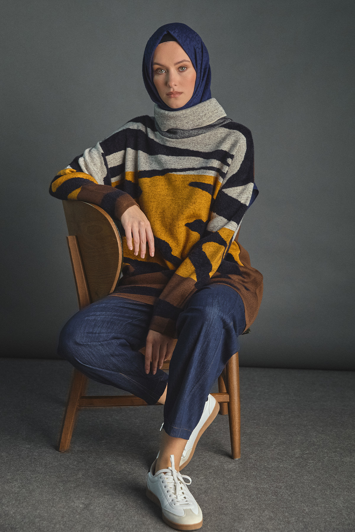 Desenli Çok Renkli Boğazlı Triko Tunik