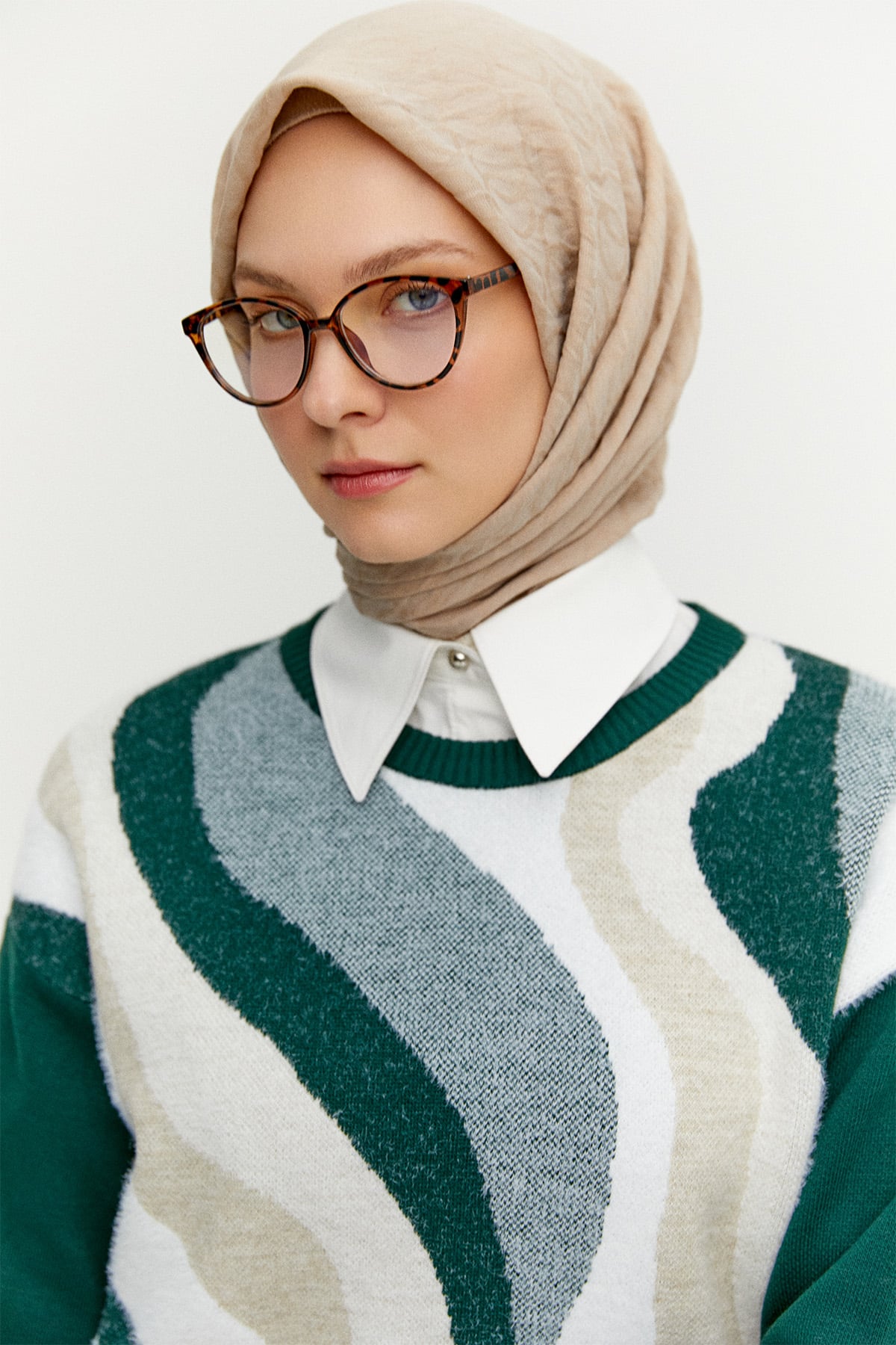 Desenli Ribanalı Triko Tunik