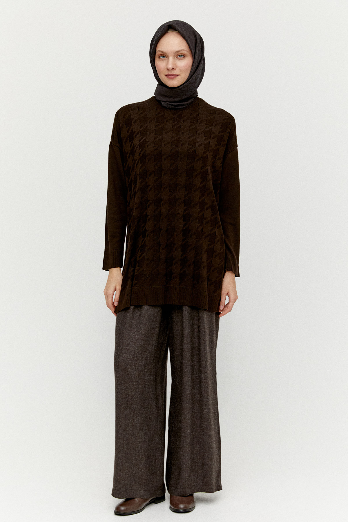 Kaz Ayağı Desenli Triko Tunik