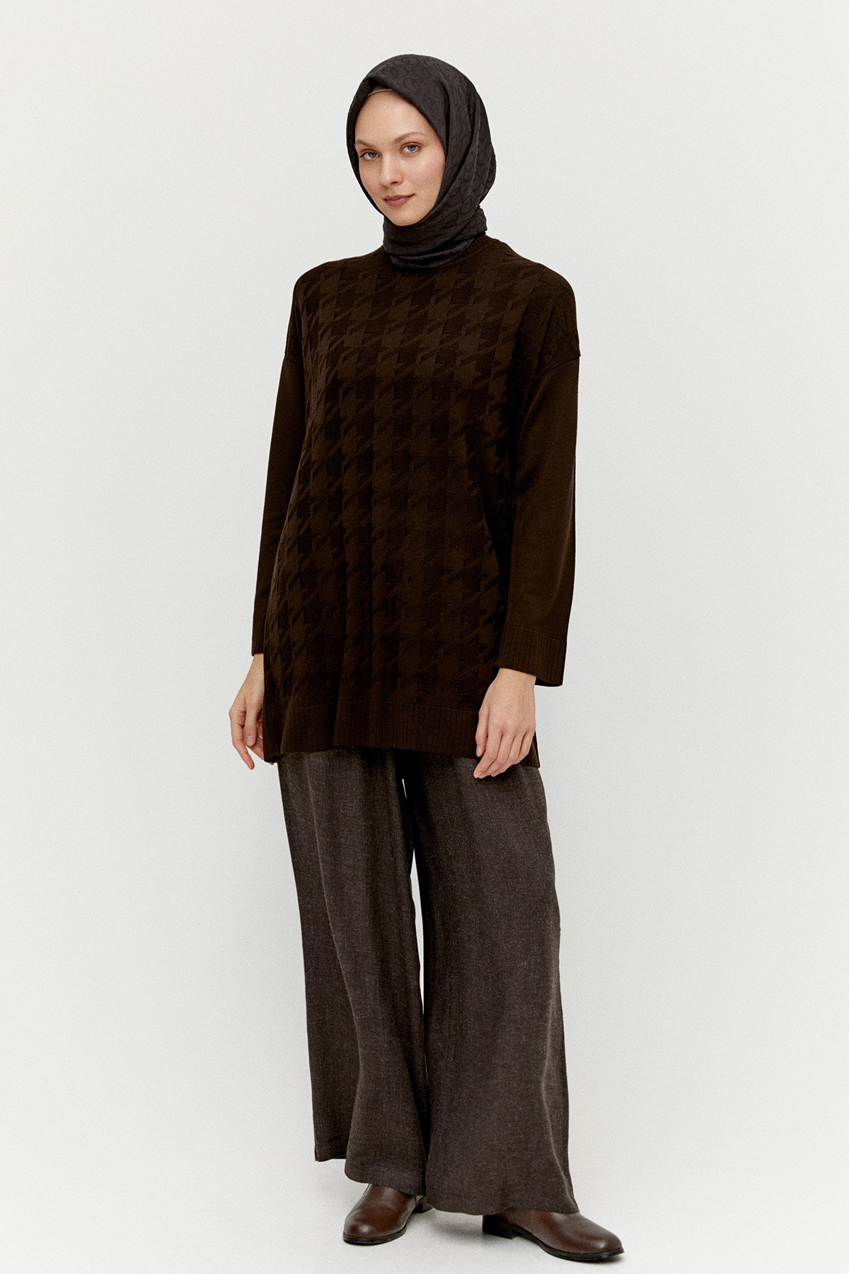 Kaz Ayağı Desenli Triko Tunik