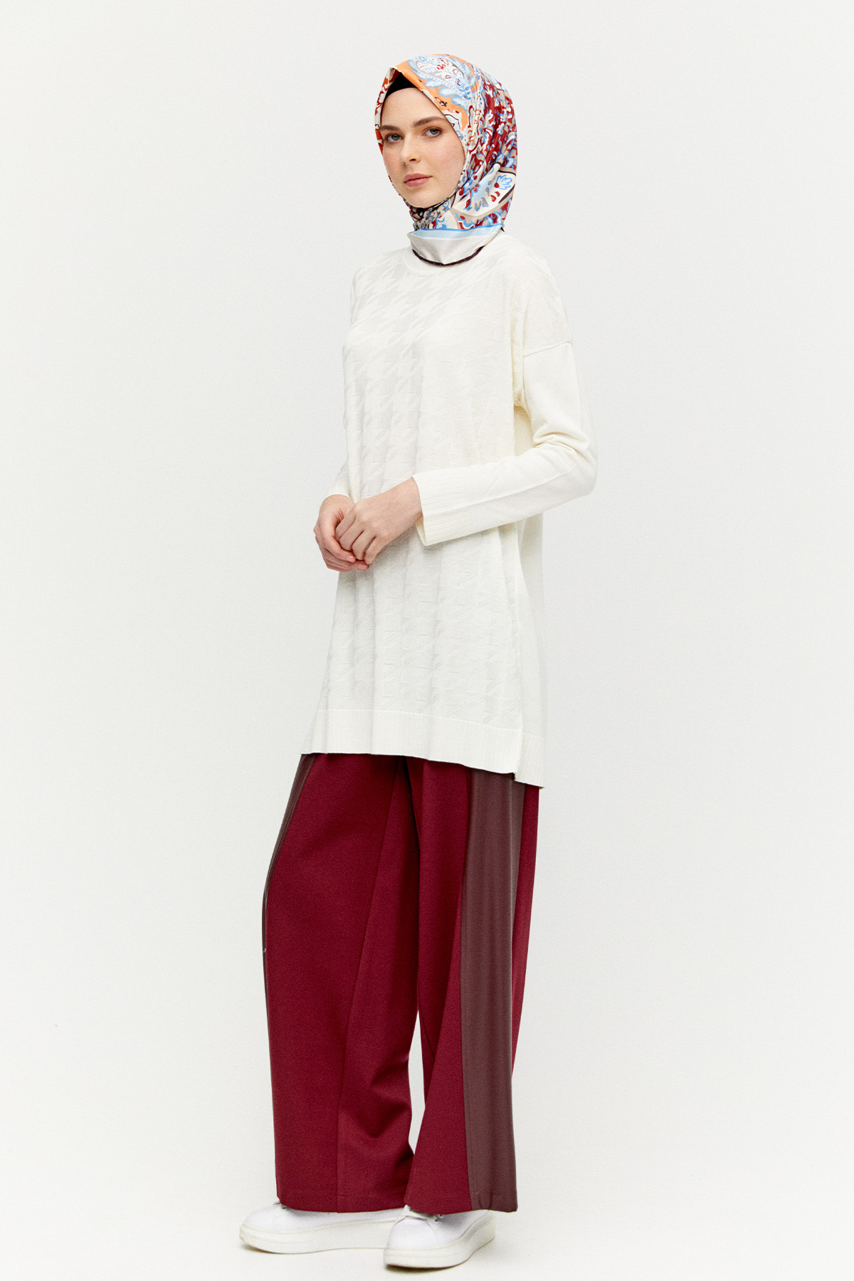 Kaz Ayağı Desenli Triko Tunik