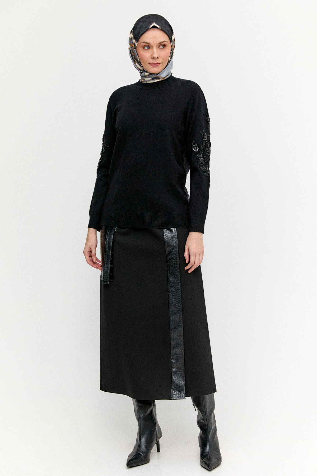 Çiçek Motifli Triko Tunik, Tesettür Giyim