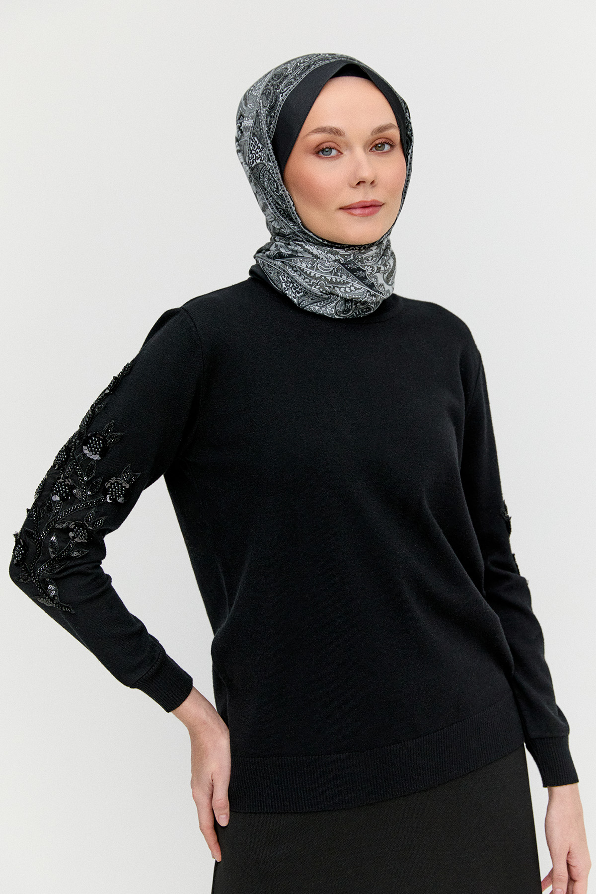 Çiçek Motifli Triko Tunik, Tesettür Giyim