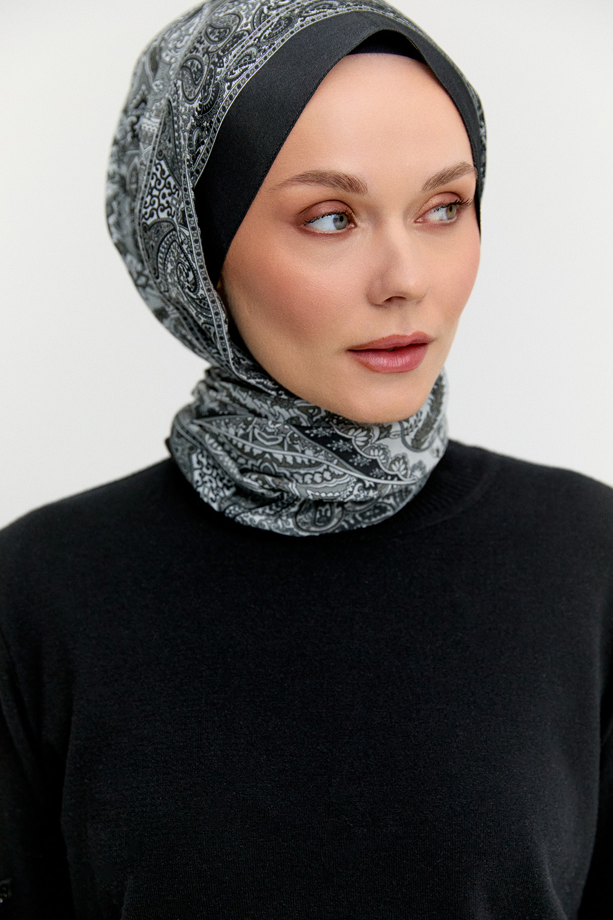 Çiçek Motifli Triko Tunik, Tesettür Giyim