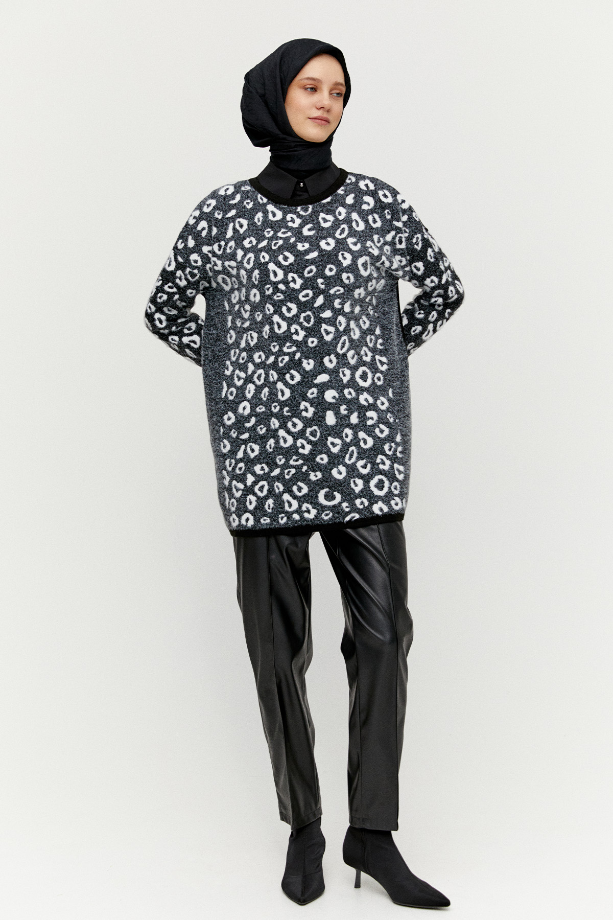 Leopar Detaylı Triko Tunik