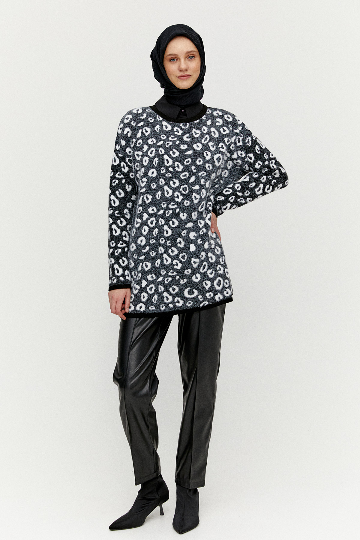 Leopar Detaylı Triko Tunik