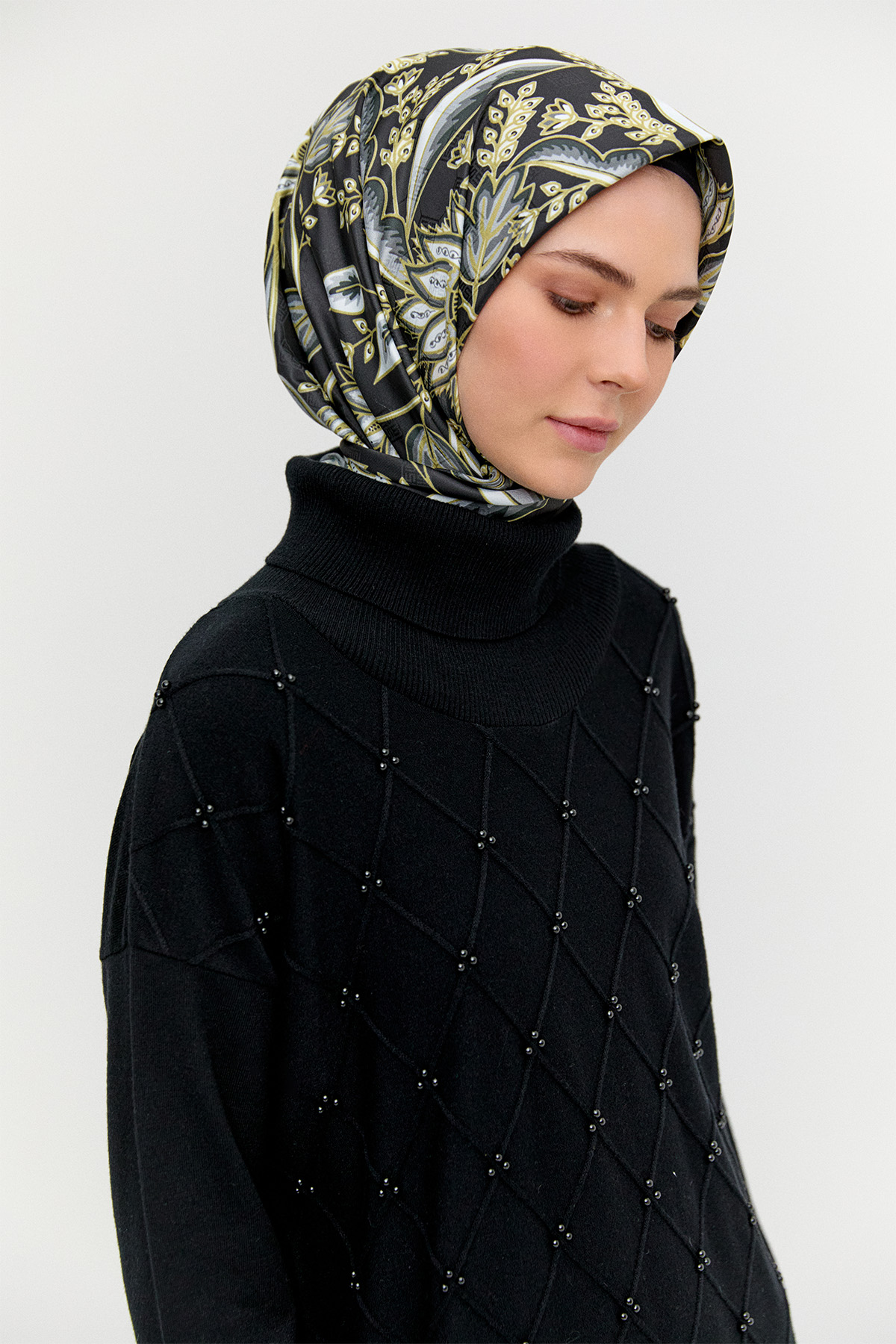 İnci Detaylı Boğazlı Triko Tunik, Tesettür Giyim