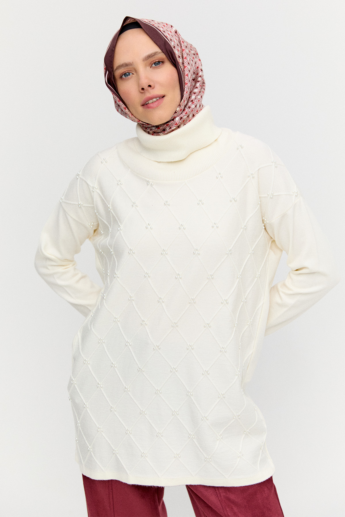 İnci Detaylı Boğazlı Triko Tunik, Tesettür Giyim