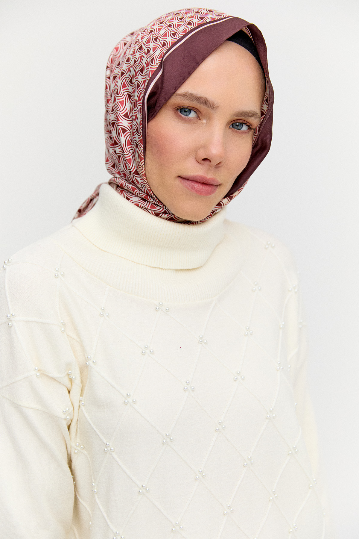 İnci Detaylı Boğazlı Triko Tunik, Tesettür Giyim