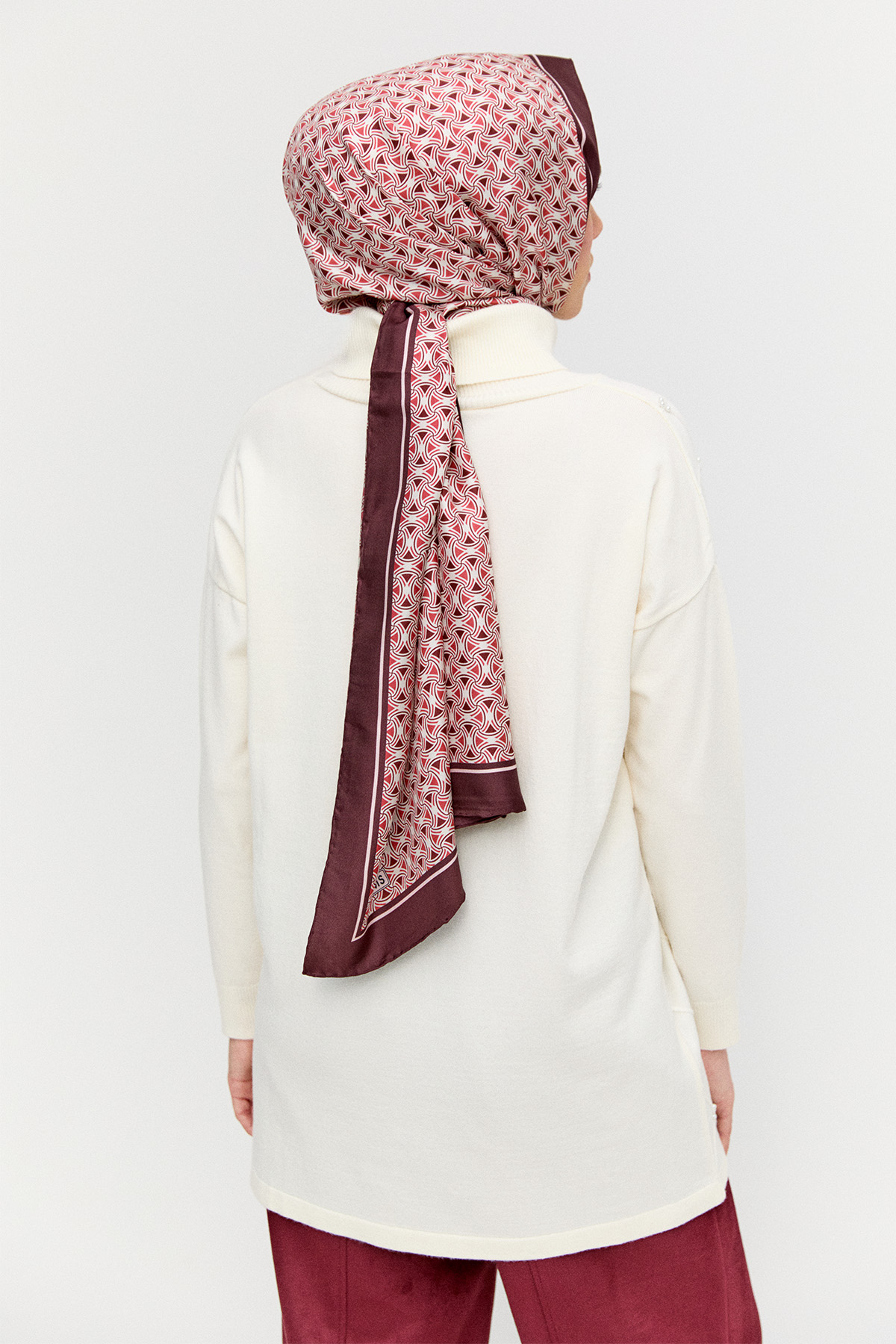 İnci Detaylı Boğazlı Triko Tunik, Tesettür Giyim