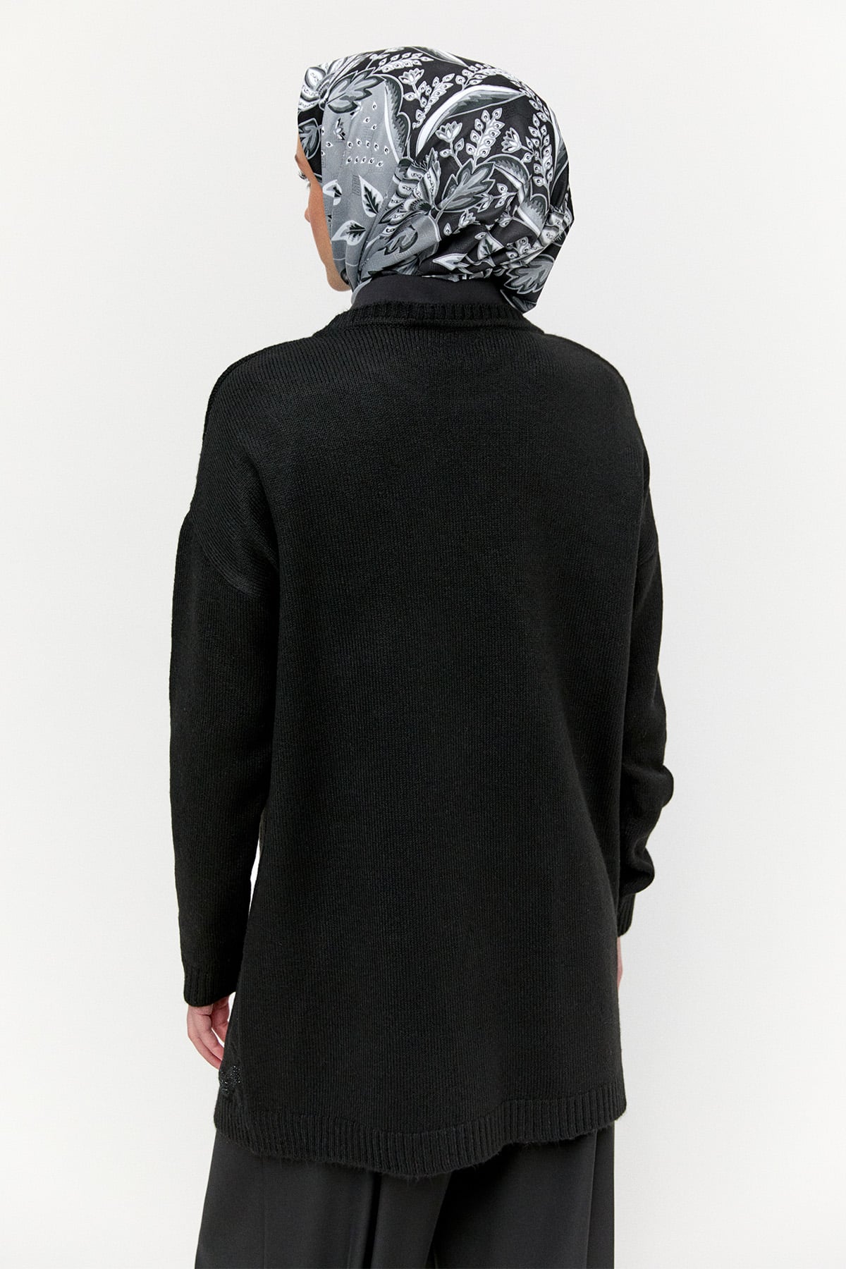 Sim Detaylı Baklava Desenli Triko Tunik, Tesettür Giyim