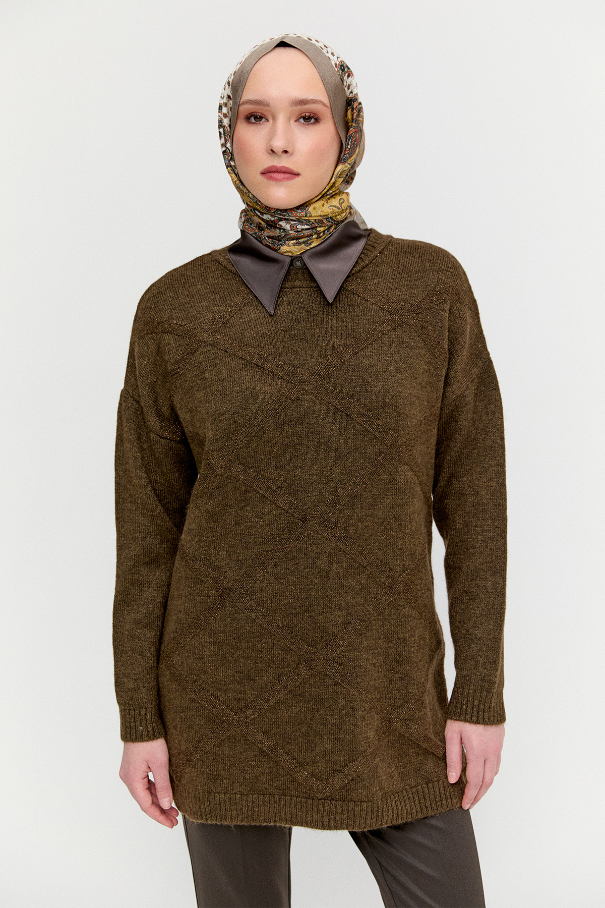 Sim Detaylı Baklava Desenli Triko Tunik, Tesettür Giyim