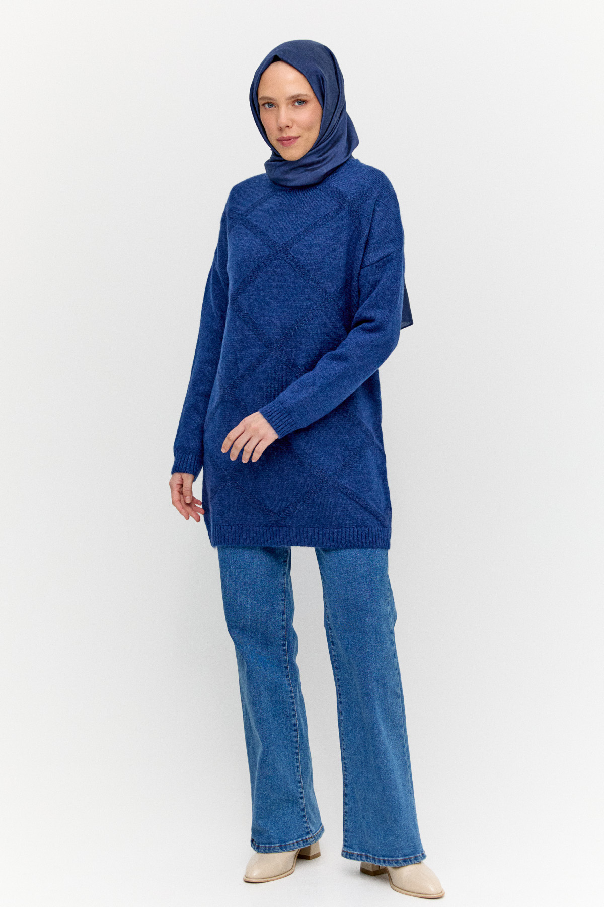 Sim Detaylı Baklava Desenli Triko Tunik, Tesettür Giyim