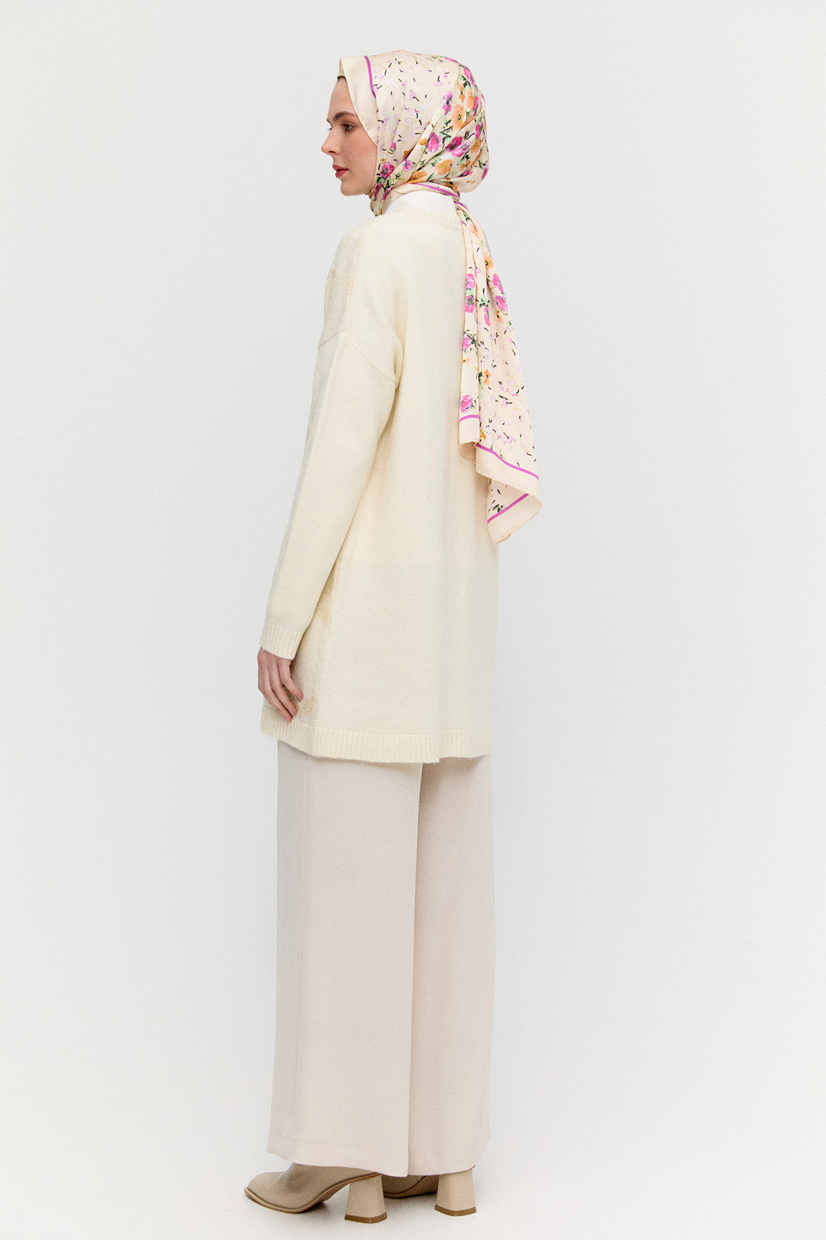 Sim Detaylı Baklava Desenli Triko Tunik, Tesettür Giyim