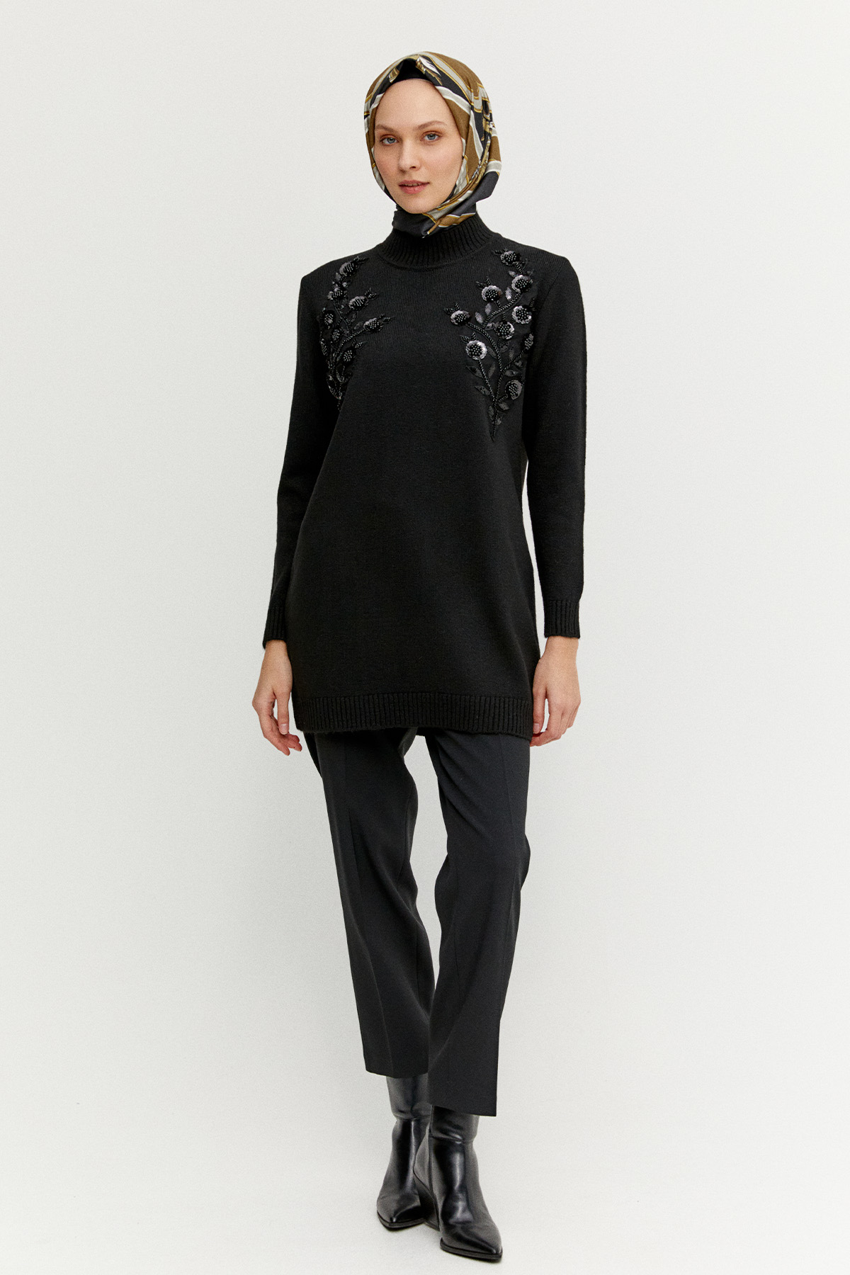 Çiçek Motif Triko Tunik