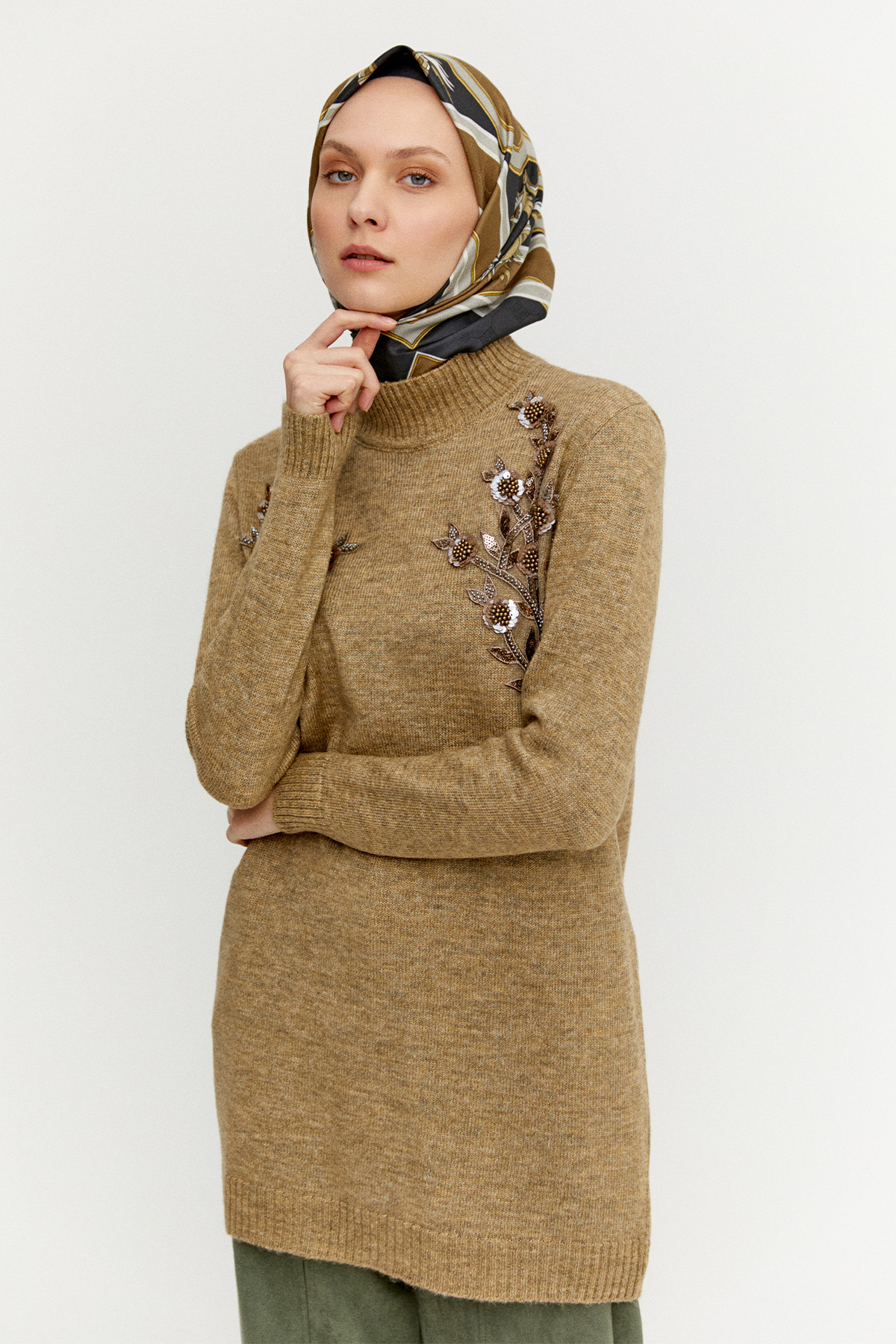 Çiçek Motif Triko Tunik