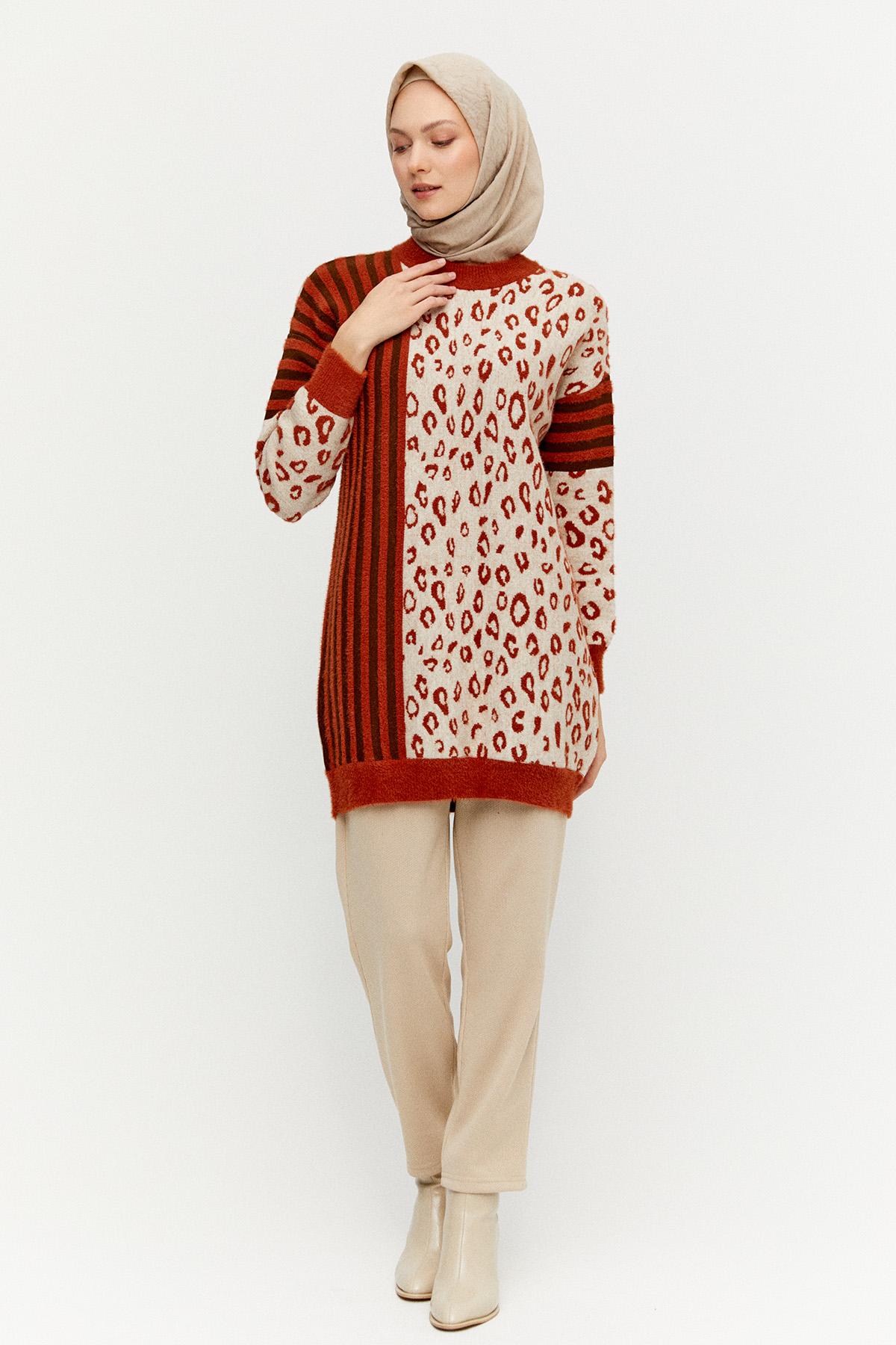 Çizgili Leopar Desenli Triko Tunik