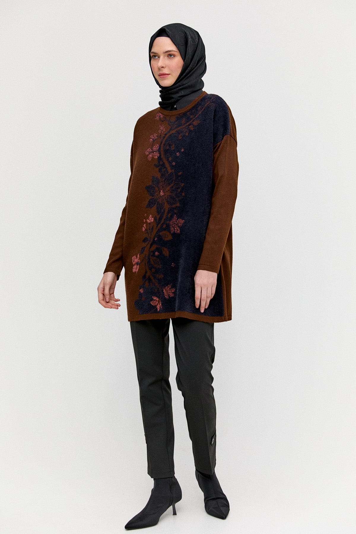 Simli Çiçek Motifli Triko Tunik, Tesettür Giyim