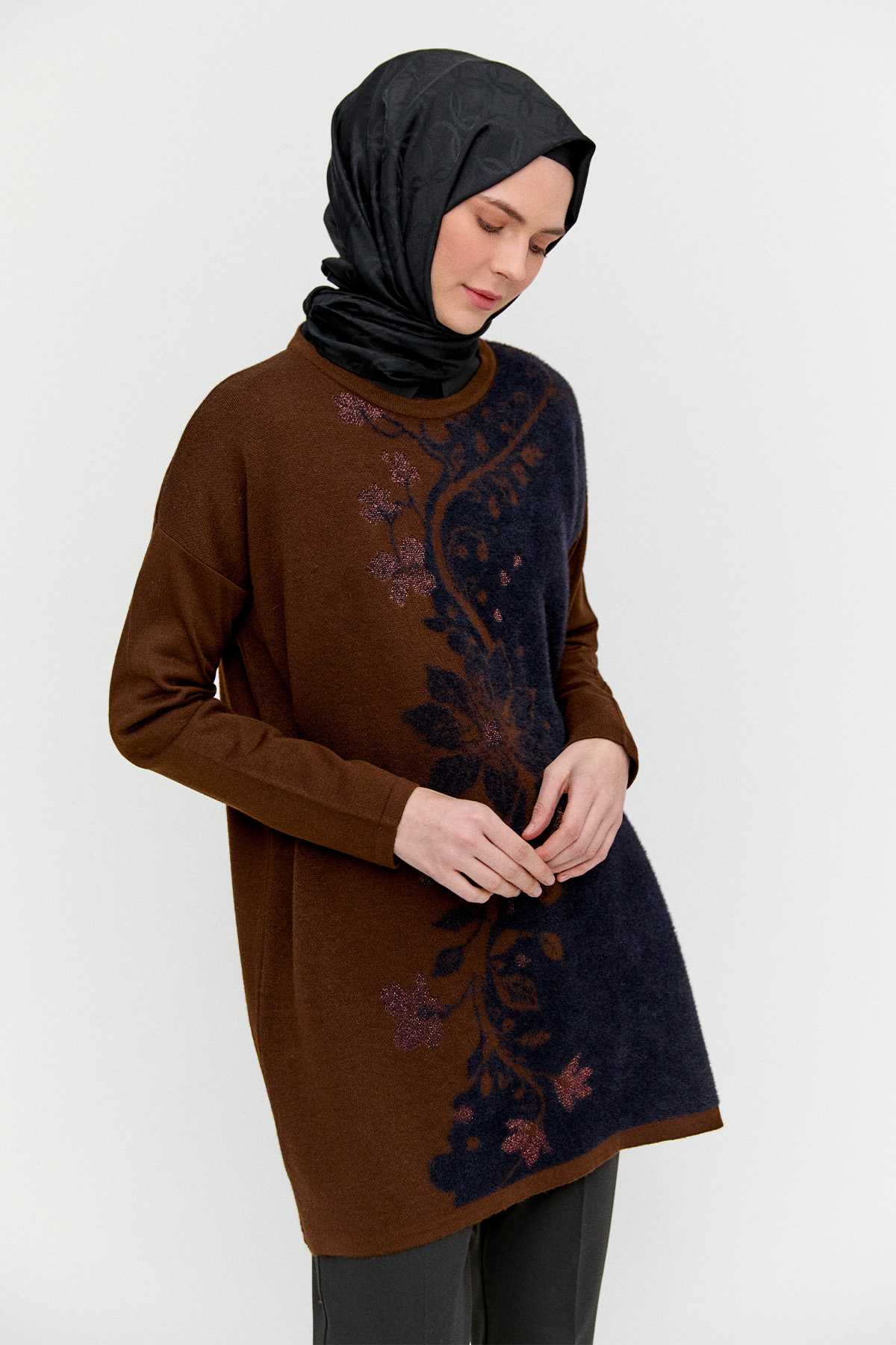 Simli Çiçek Motifli Triko Tunik, Tesettür Giyim