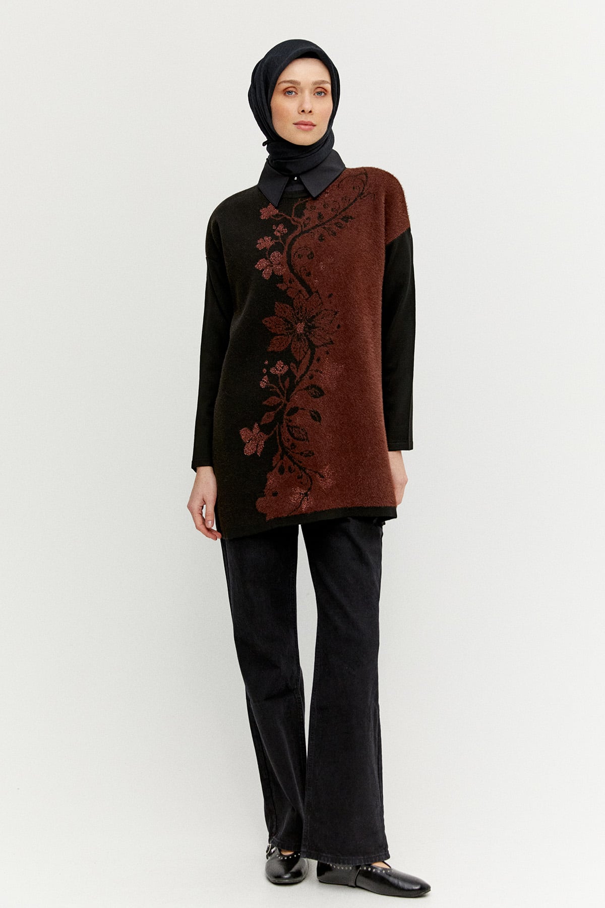 Sim Detaylı Çiçek Motifli Triko Tunik, Tesettür Giyim