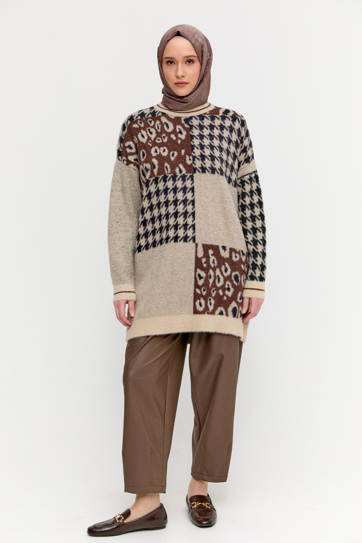 Desenli Yuvarlak Yaka Triko Tunik, Tesettür Giyim