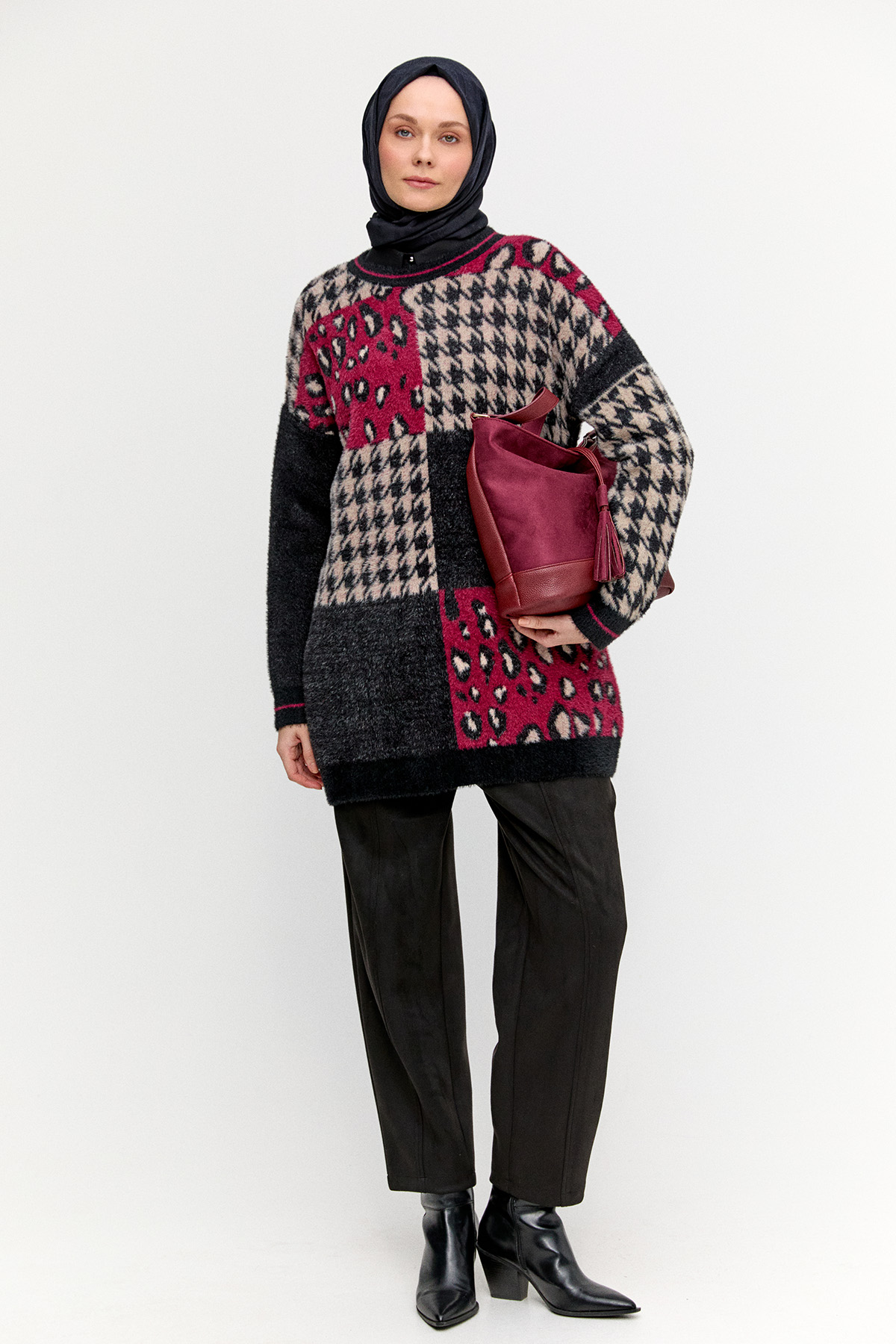 Desenli Yuvarlak Yaka Triko Tunik, Tesettür Giyim