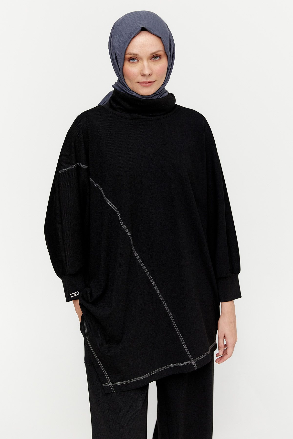 Yarasa Kollu Tunik