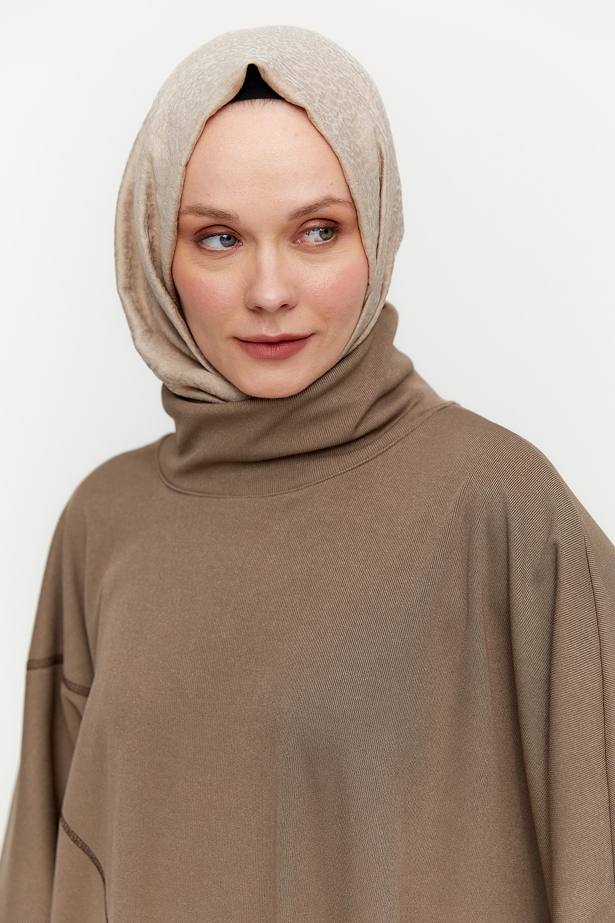 Yarasa Kollu Tunik
