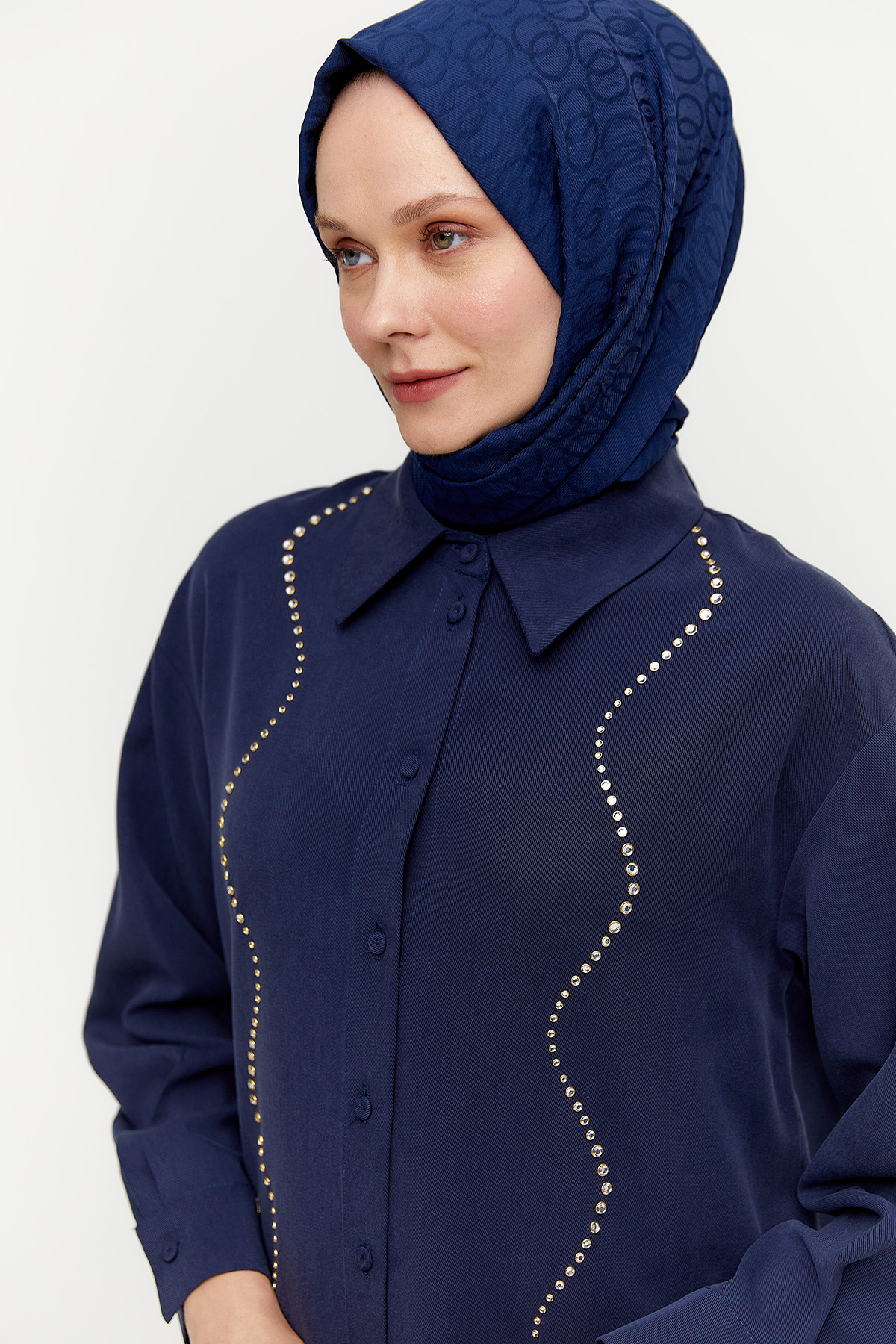 Taş İşlemeli Tunik