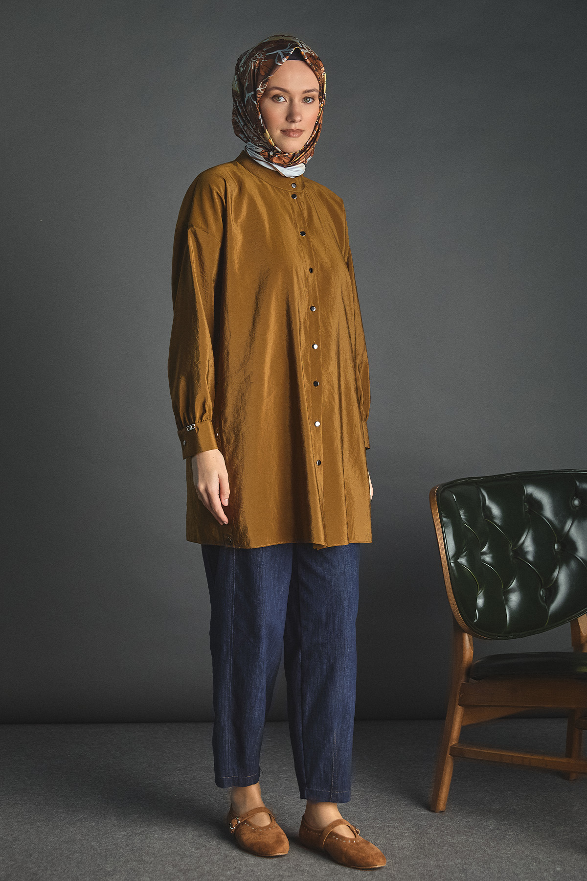 Hakim Yakalı Düşük Omuz Paraşüt Tunik