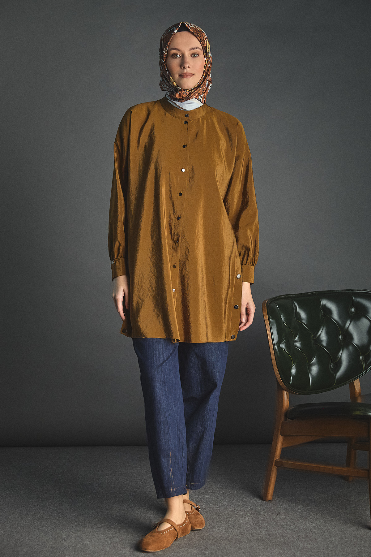 Hakim Yakalı Düşük Omuz Paraşüt Tunik