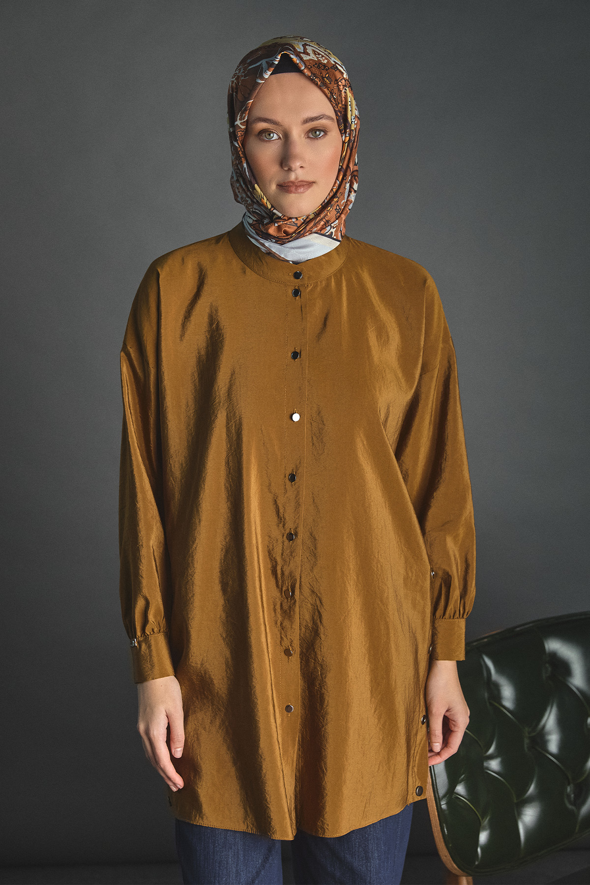 Hakim Yakalı Düşük Omuz Paraşüt Tunik