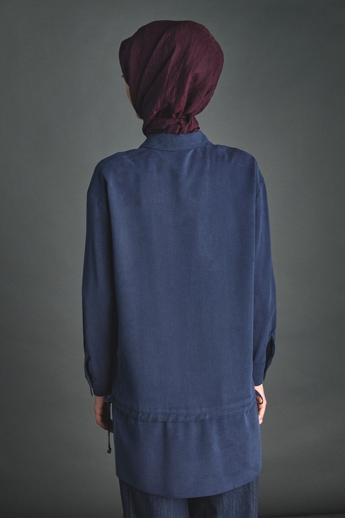 Nakış Desenli Bağcık Detaylı Tunik