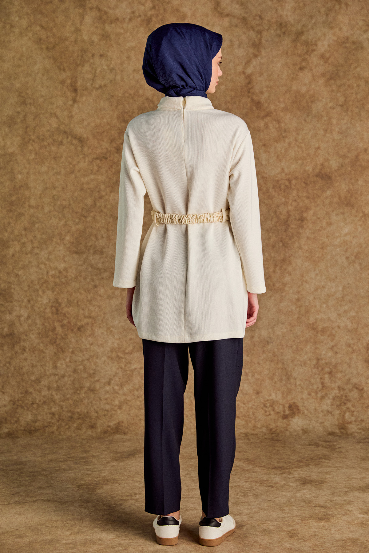 Asimetrik Suni Deri Detaylı Örme Tunik