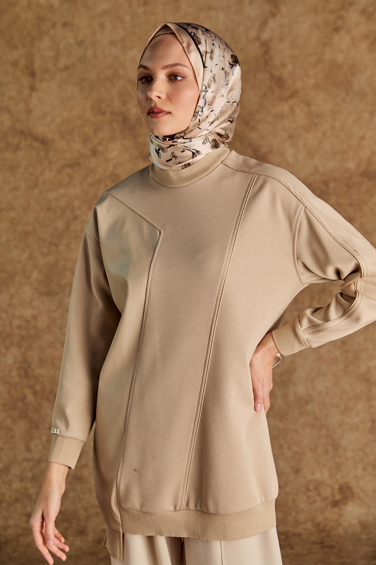 Suni Deri Kombinli Asimetrik Örme Tunik