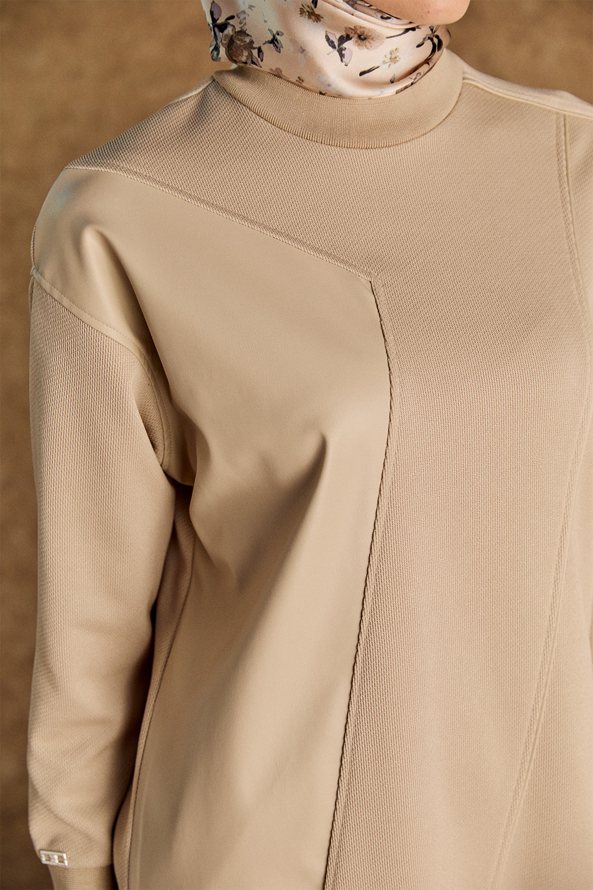 Suni Deri Kombinli Asimetrik Örme Tunik