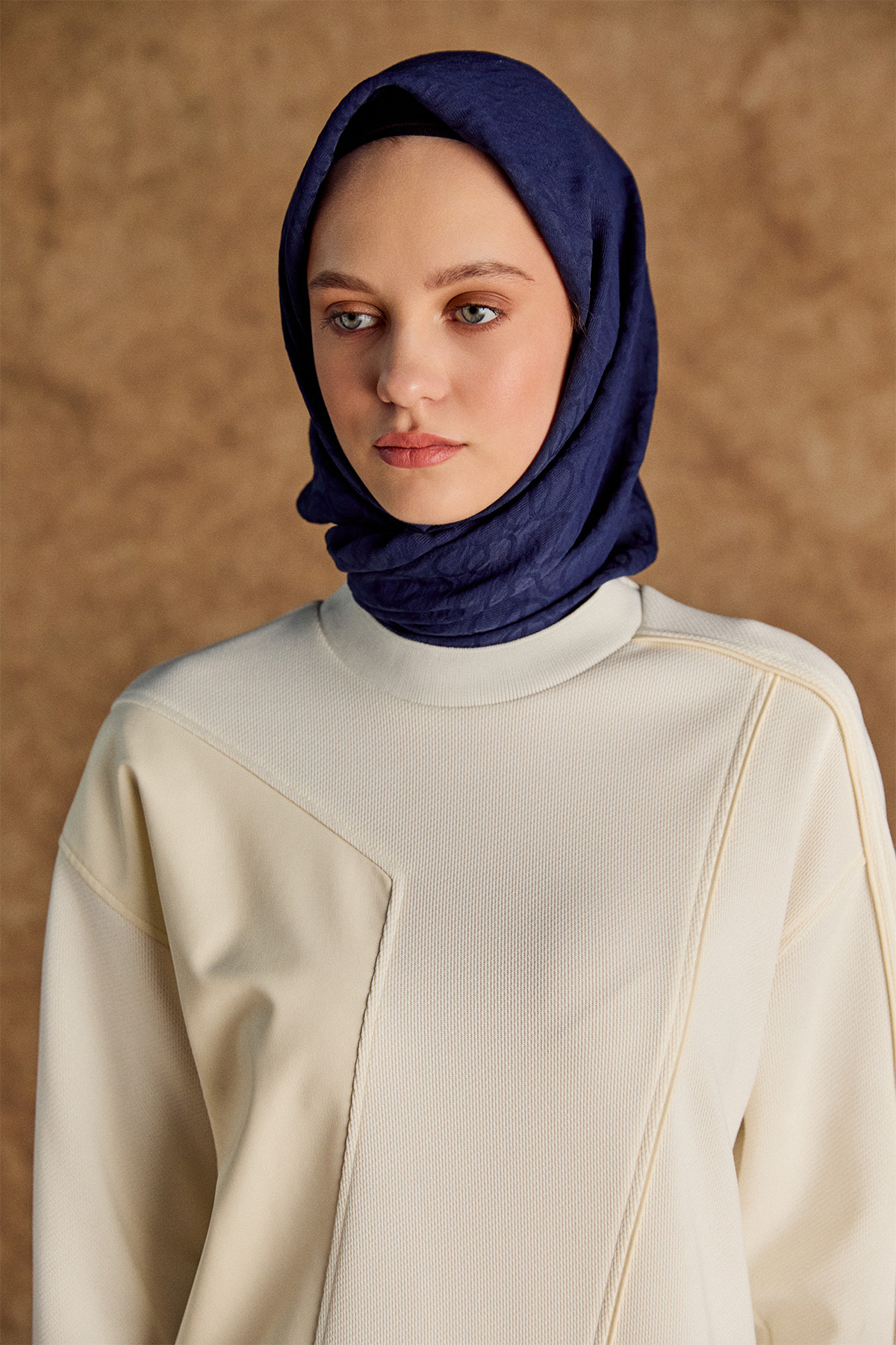 Suni Deri Kombinli Asimetrik Örme Tunik