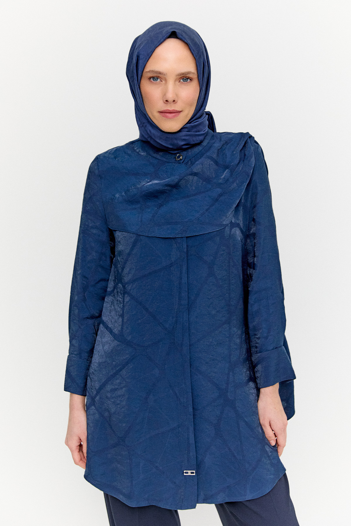 Rüzgarlık Detaylı Düğmeli Tunik, Tesettür Giyim