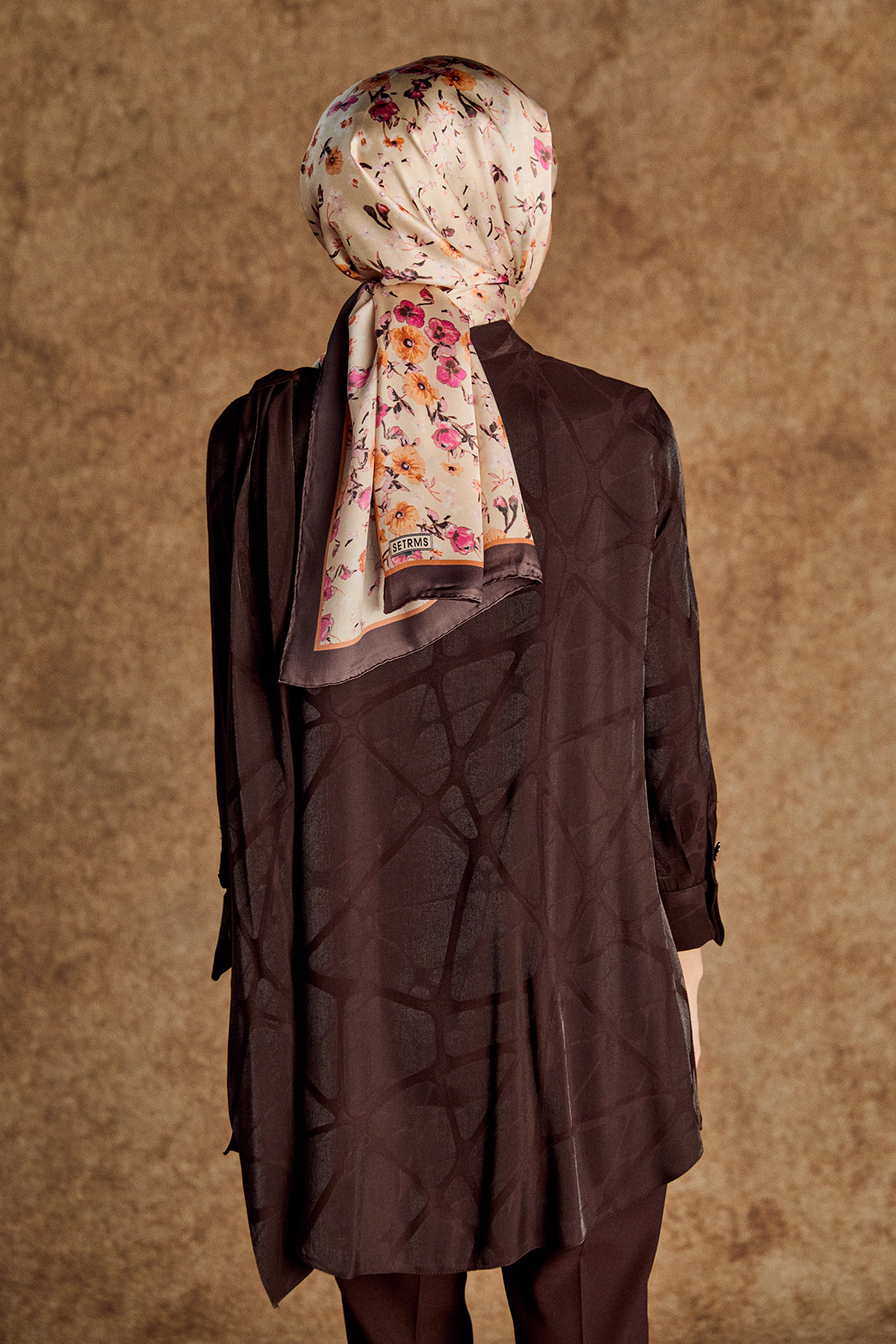 Rüzgarlık Detaylı Düğmeli Tunik