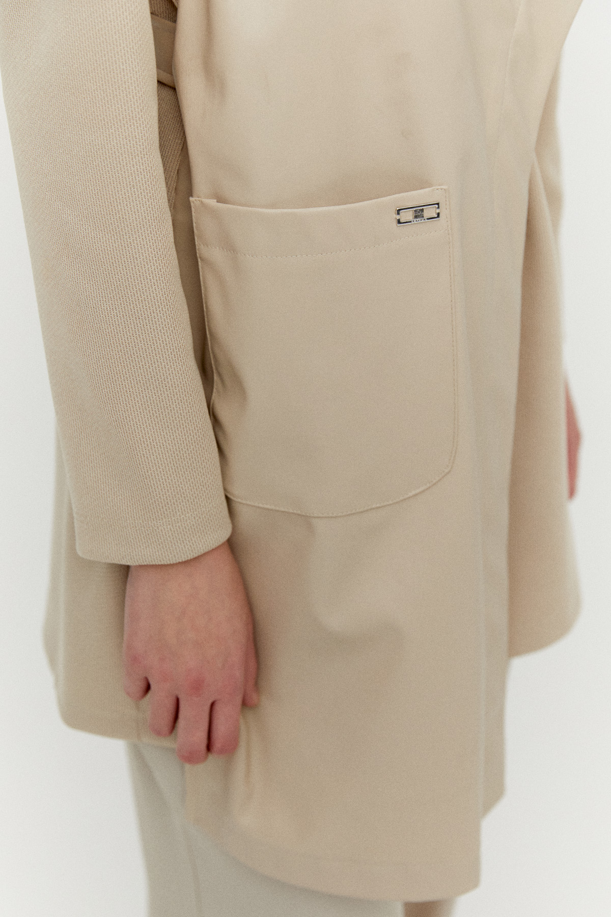 Asimetrik Suni Deri Detaylı Kemerli Tunik