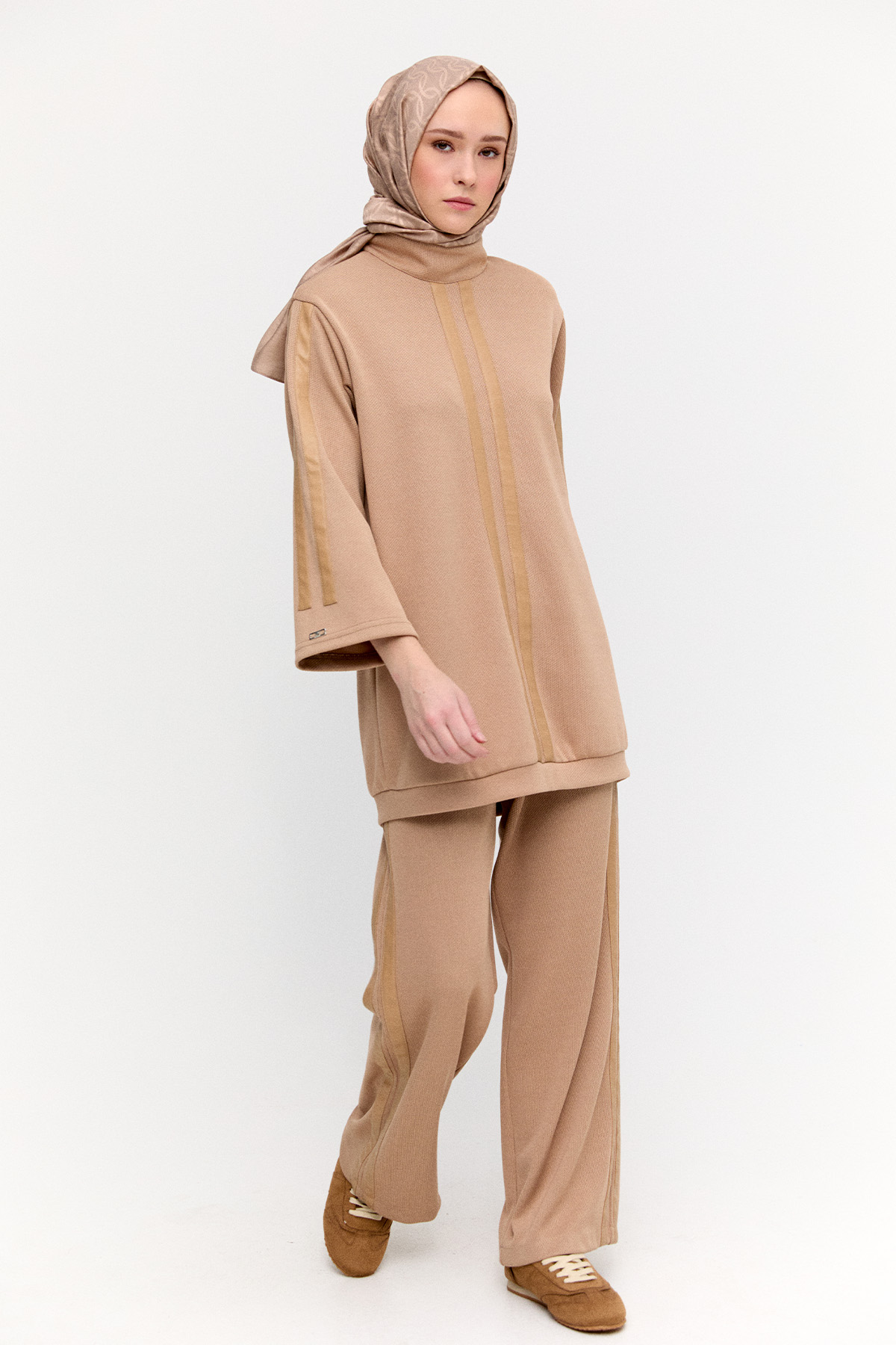 Deri Şeritli Yüksek Yaka Tunik, Tesettür Giyim