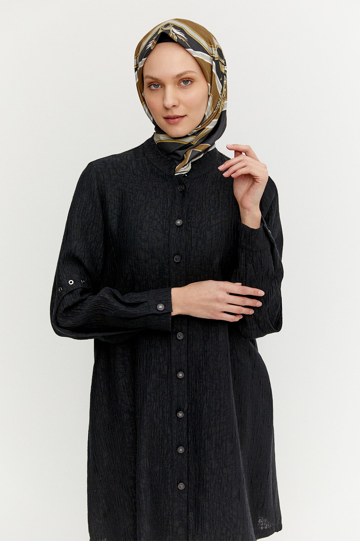 Jakarlı Kuşgözü Detaylı Hakim Yaka Tunik