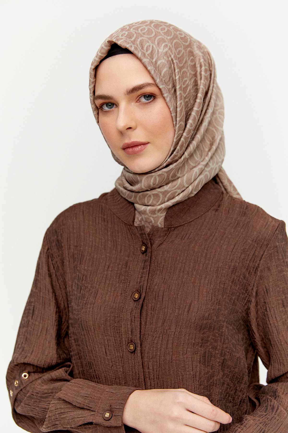 Jakarlı Kuşgözü Detaylı Hakim Yaka Tunik