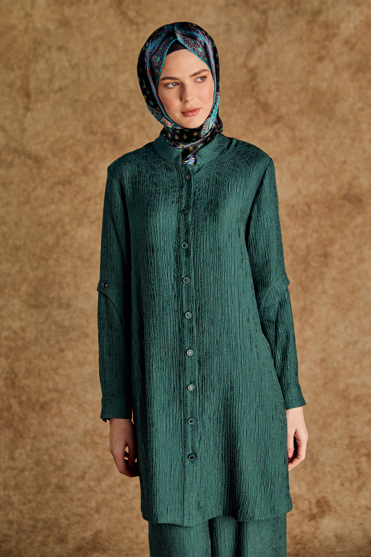 Jakarlı Kuşgözü Detaylı Hakim Yaka Tunik