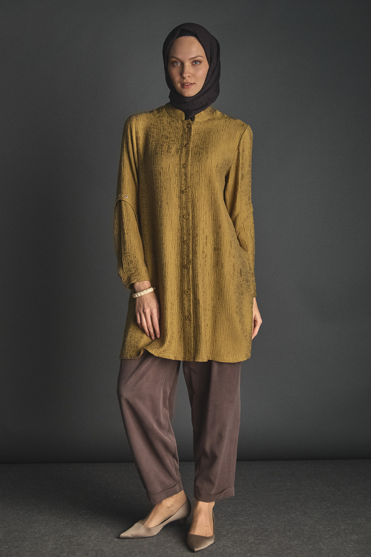 Jakarlı Kuşgözü Detaylı Hakim Yaka Tunik