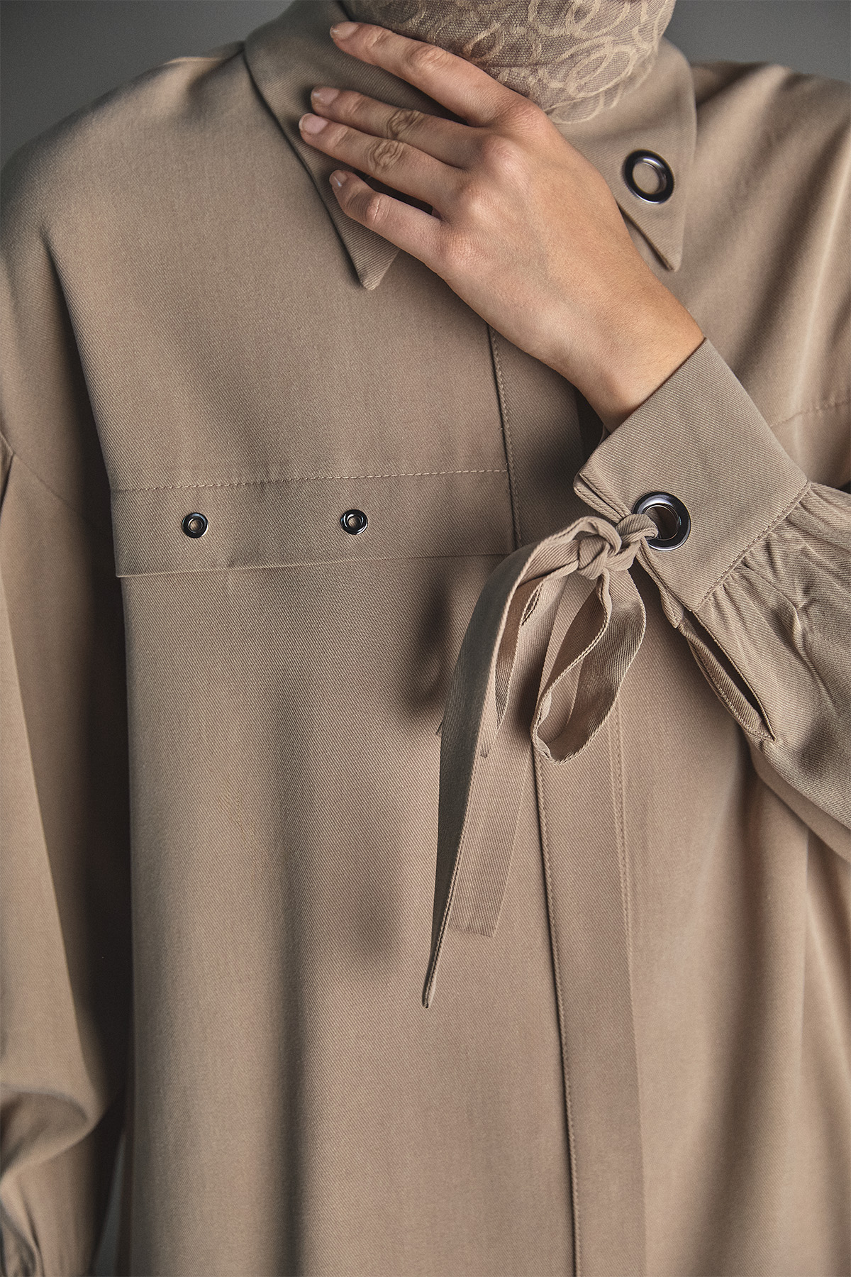 Kuşgözü Detaylı Lyocell Tunik