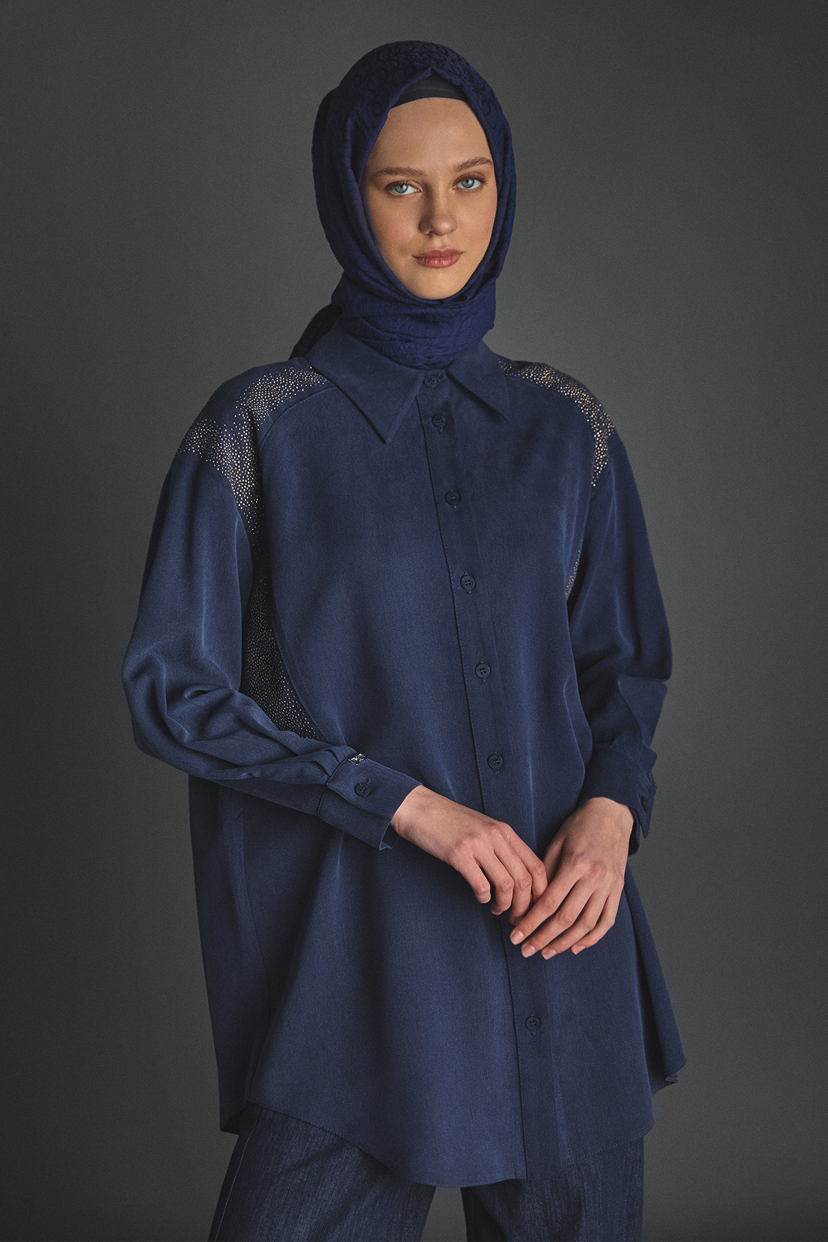 Taş Detaylı Lyocell Tunik