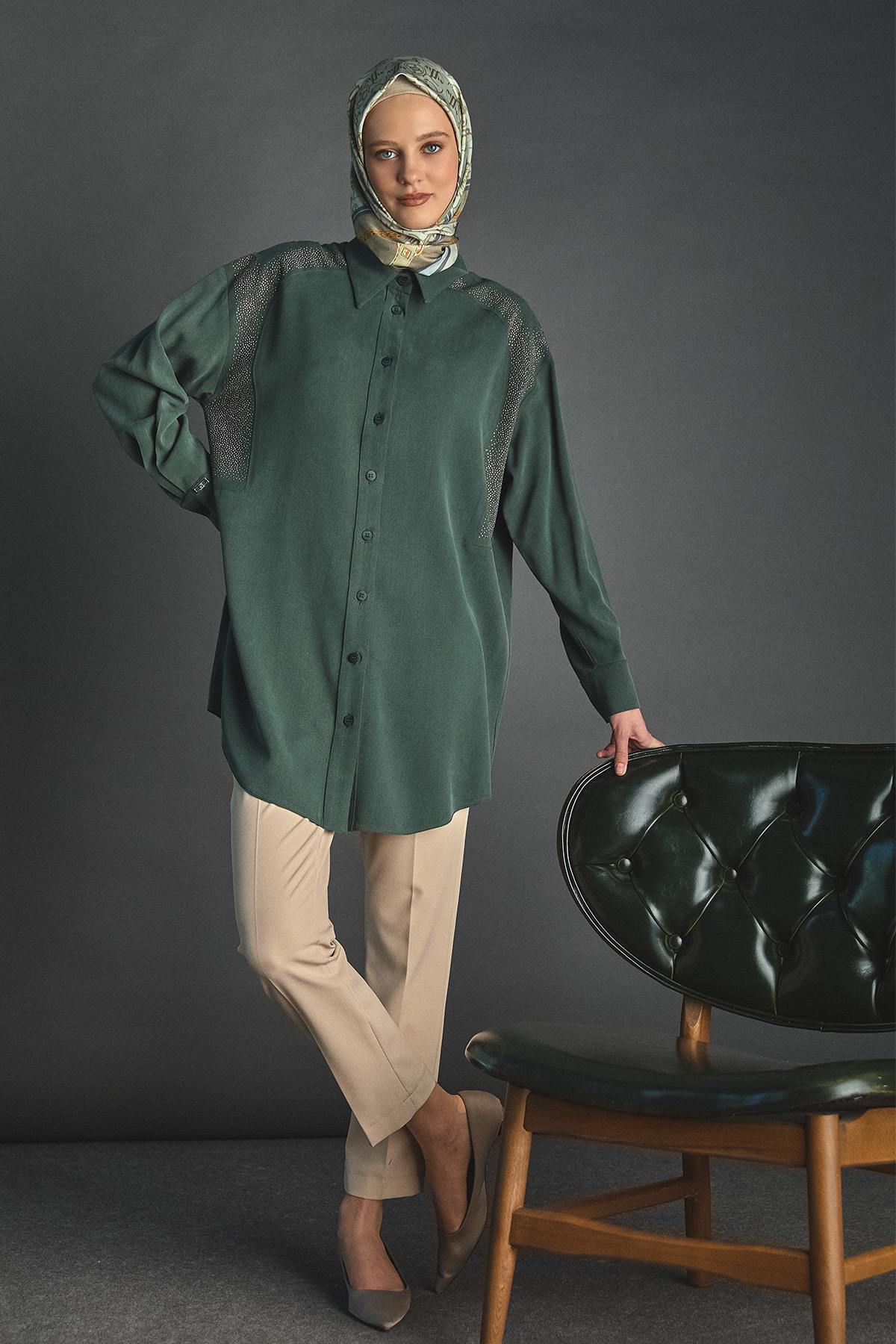 Taş Detaylı Lyocell Tunik